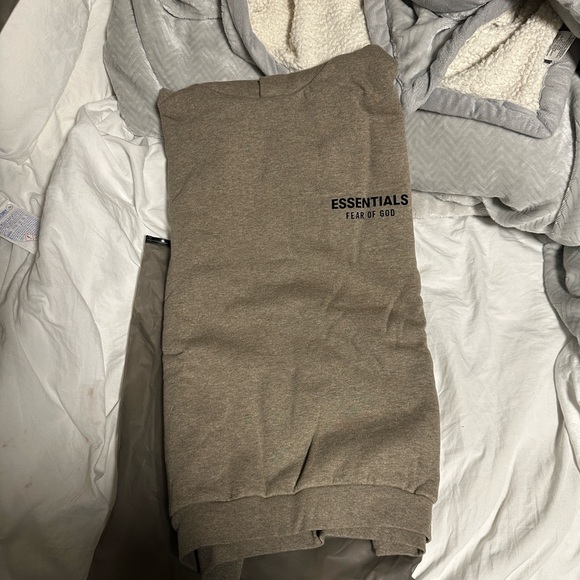 Essentials Fear of God Pullover Hoodie – Dark Heather (2024) – Extra Large – NWT - Picture 4 of 6